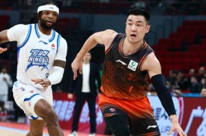 中欧平台-从关键时刻马赛再遭质疑到摩纳哥围绕CBA季后赛战术微调，山东男篮今夜外线爆发 